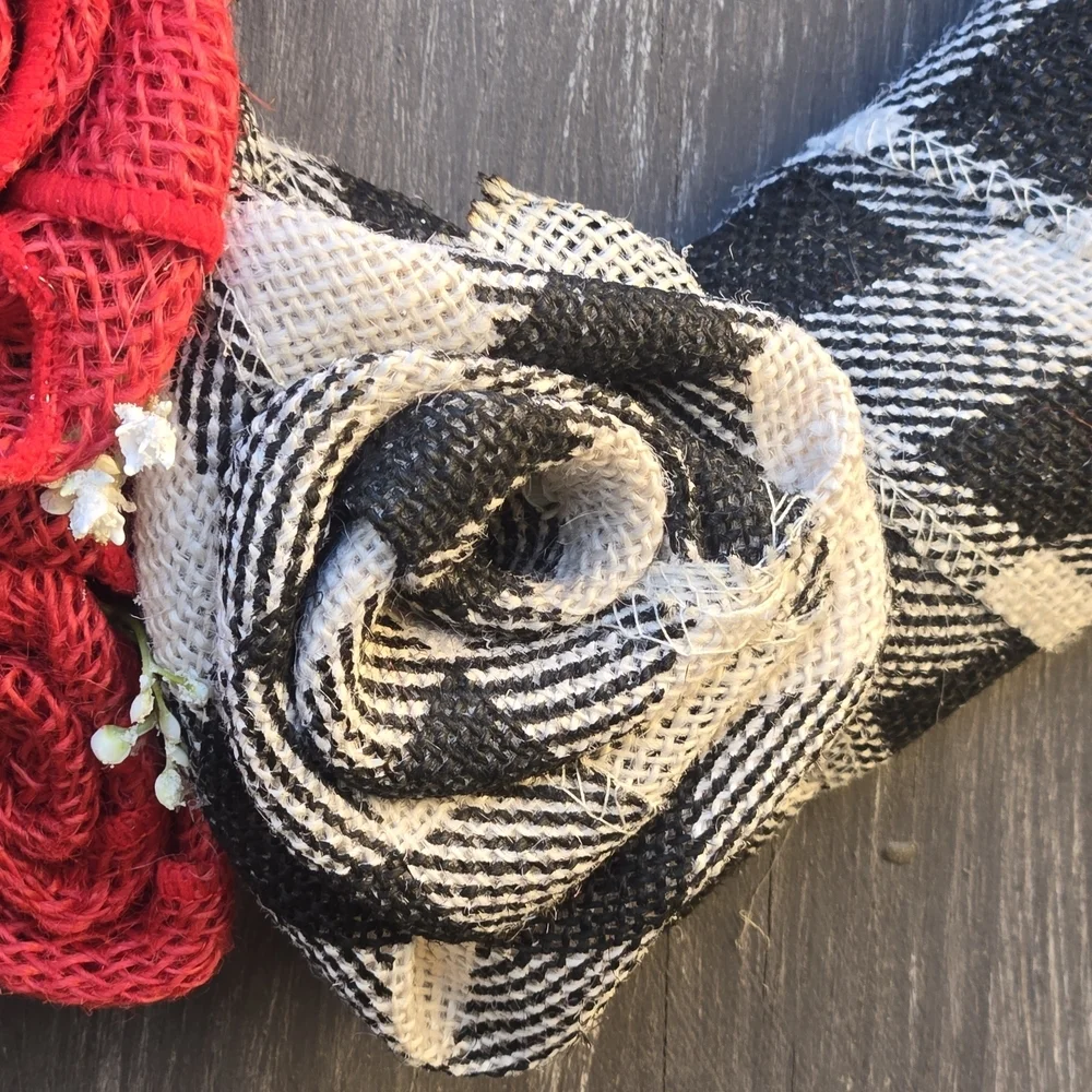 Handmade Heart-shaped Valentine's Day Wreath with black and white buffalo plaid